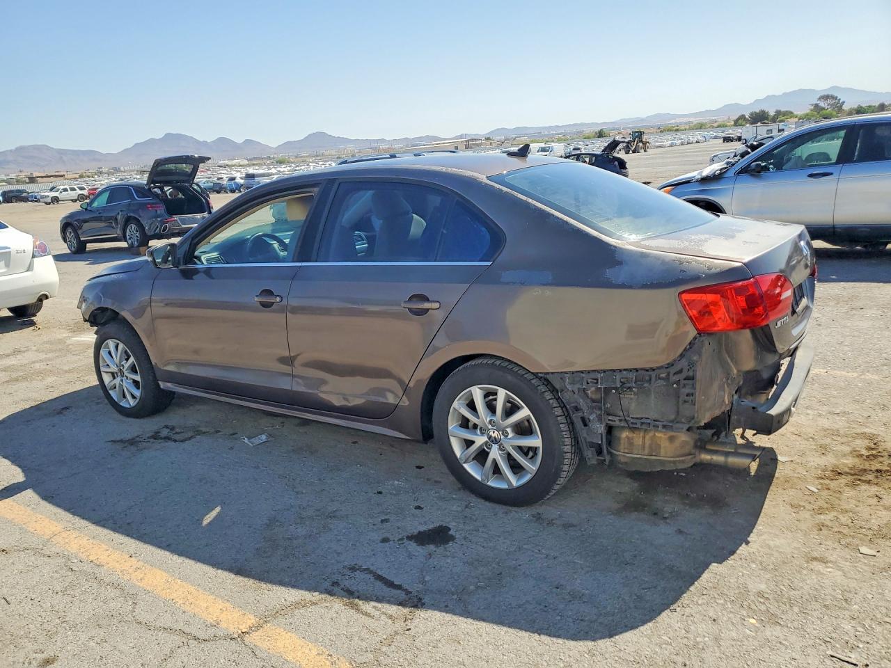 2014 VOLKSWAGEN JETTA SE photo 4