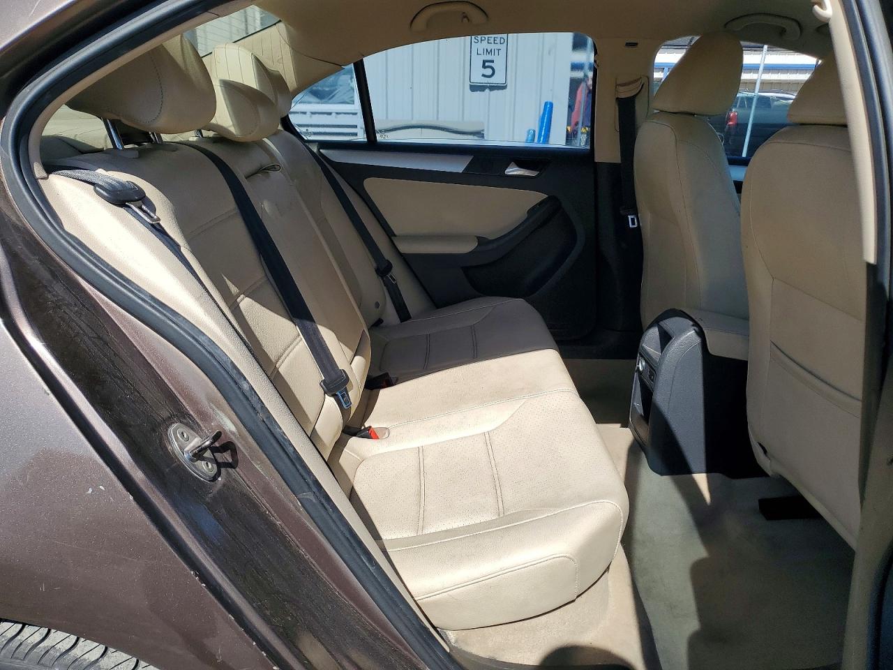 2014 VOLKSWAGEN JETTA SE photo 27