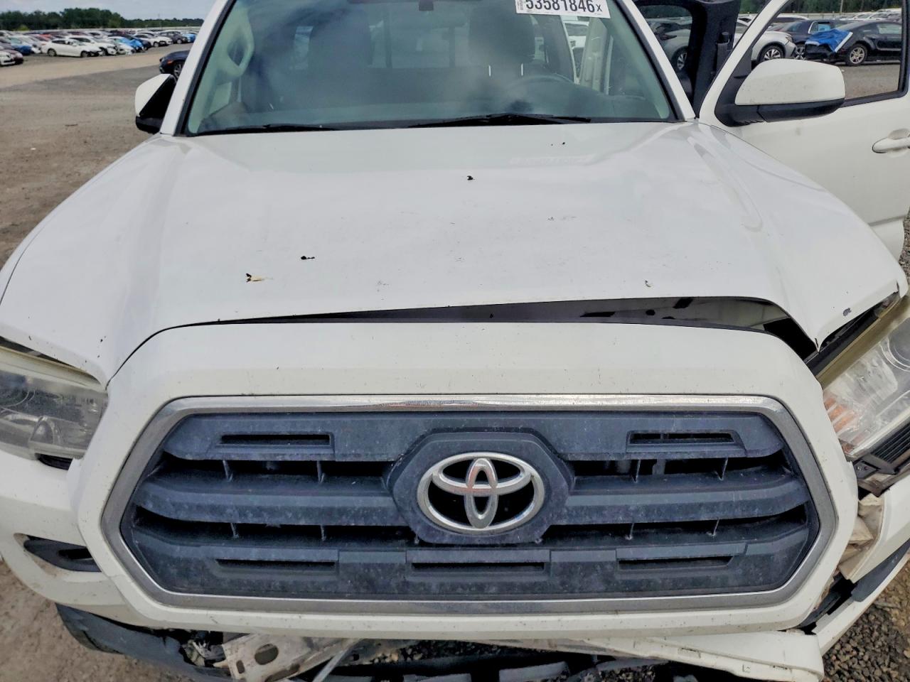 2017 TOYOTA TACOMA SR5 photo 11