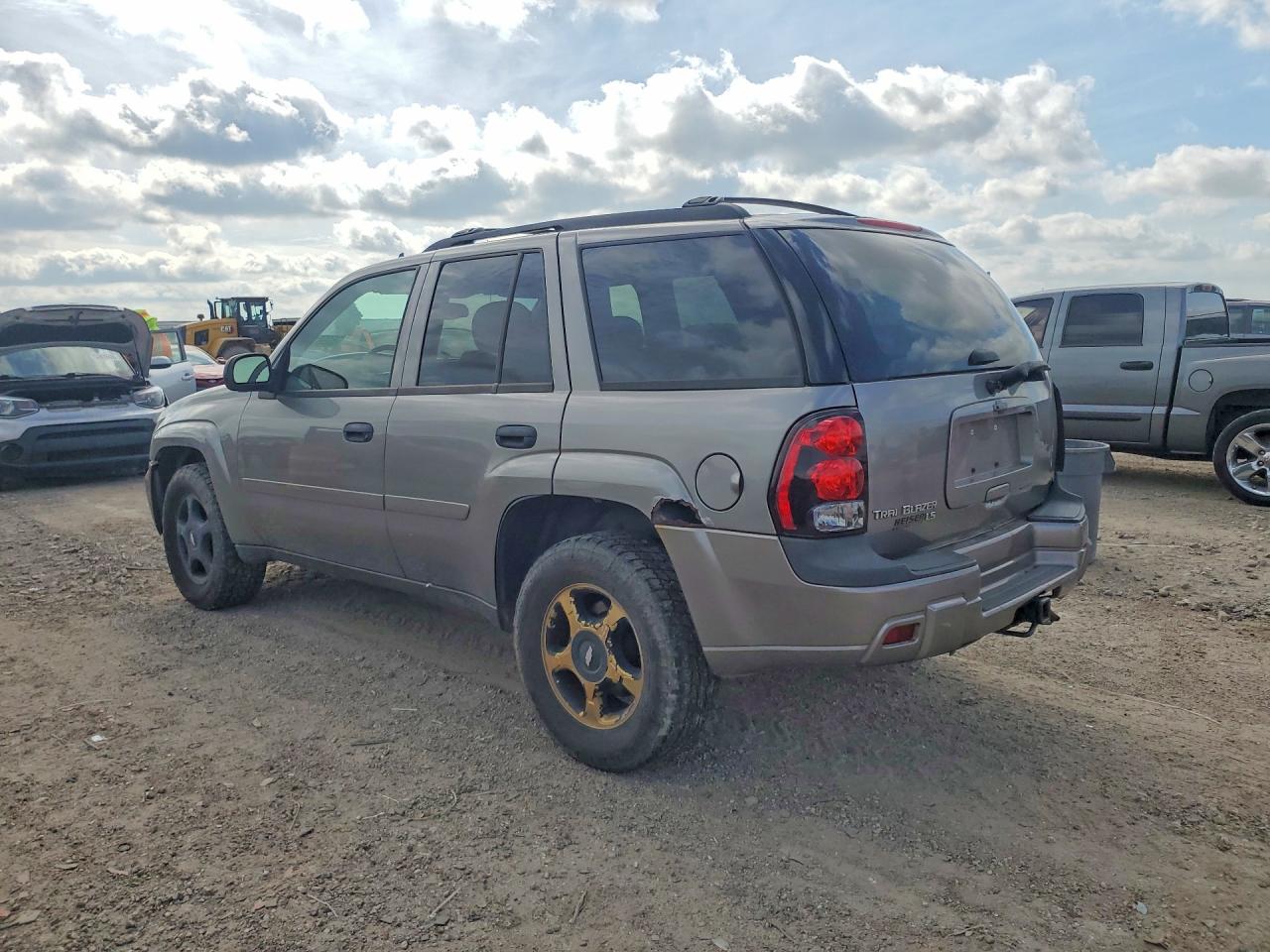 2007 CHEVROLET TRAILBLAZER LS photo 3