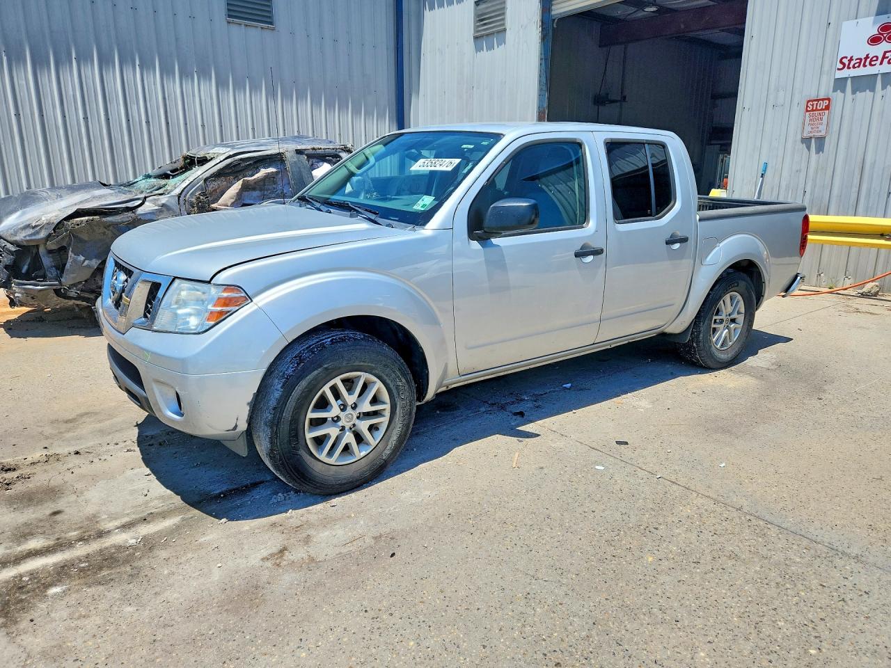 2019 NISSAN FRONTIER