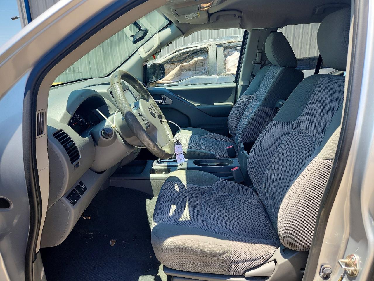 2019 NISSAN FRONTIER SV photo 19
