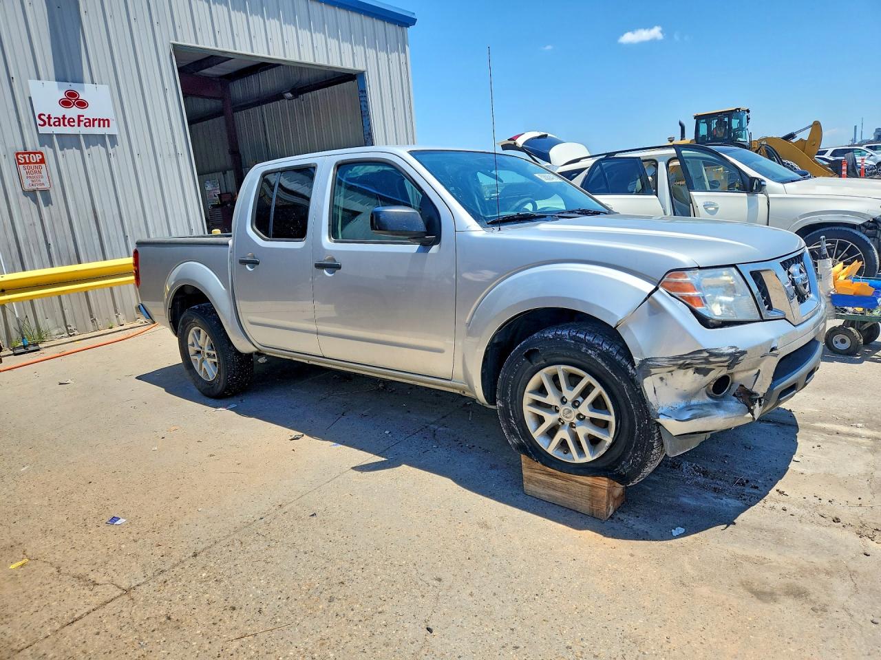 2019 NISSAN FRONTIER SV photo 10