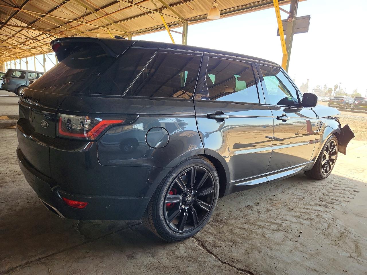 2019 LAND ROVER RANGE ROVER SPORT HST photo 7