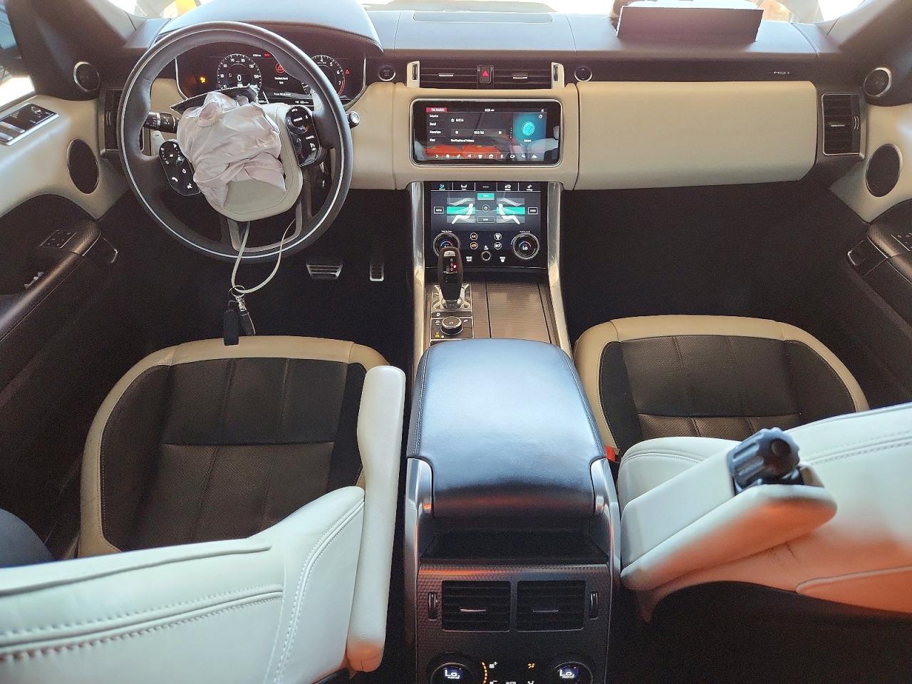 2019 LAND ROVER RANGE ROVER SPORT HST photo 22