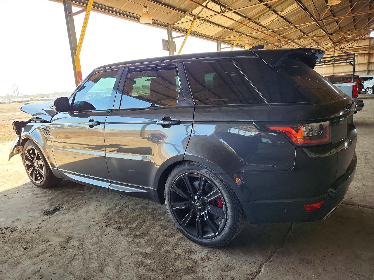 2019 LAND ROVER RANGE ROVER SPORT HST photo 4