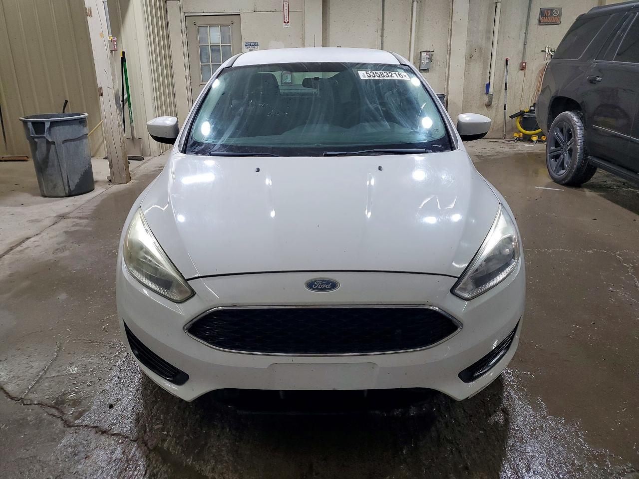 2018 FORD FOCUS SE photo 9