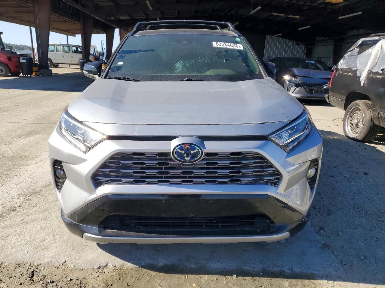 2019 TOYOTA RAV4 XSE photo 9