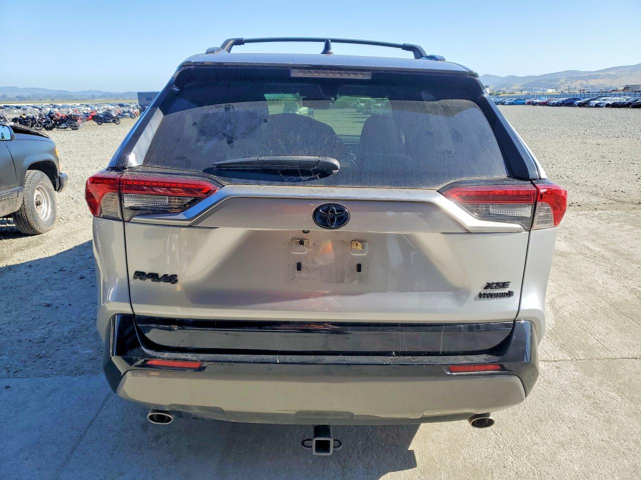 2019 TOYOTA RAV4 XSE photo 11