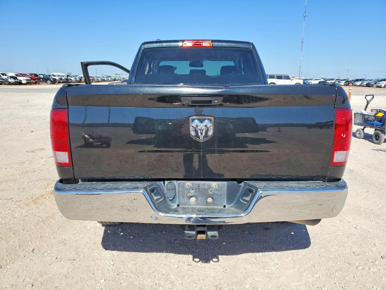 2018 RAM 1500 TRADESMAN photo 11