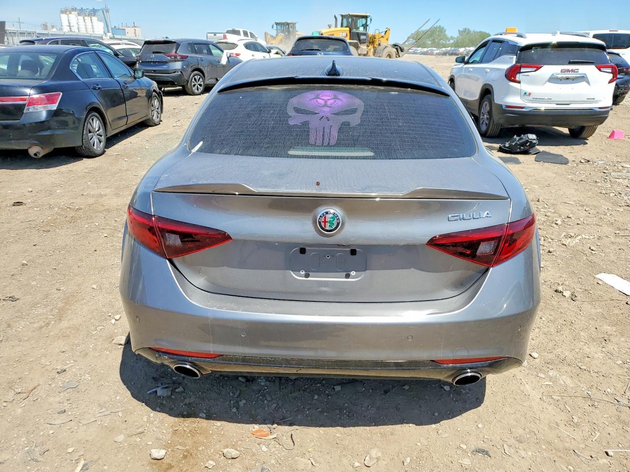 2017 ALFA ROMEO GIULIA photo 11
