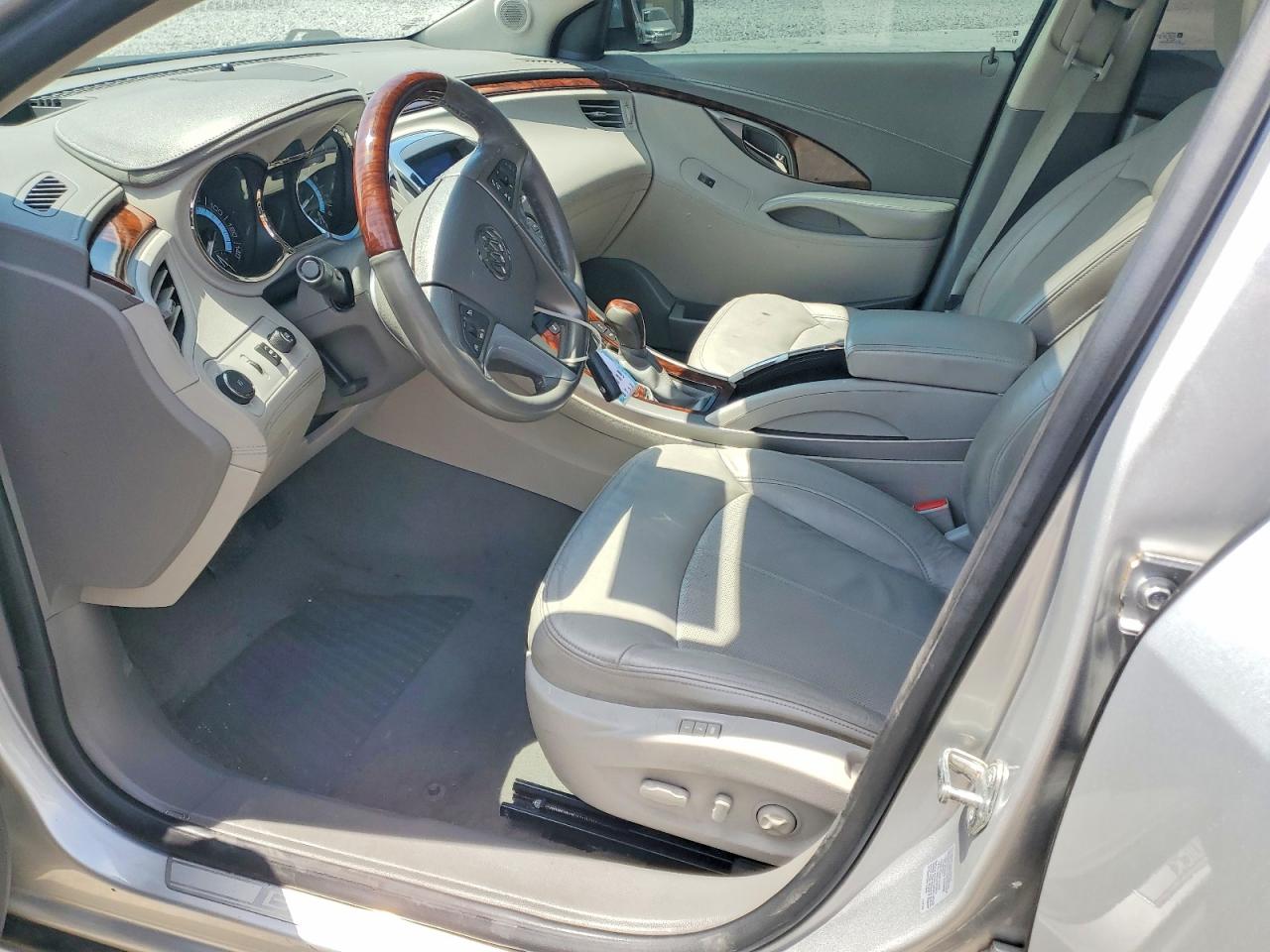 2011 BUICK LACROSSE CXS photo 7