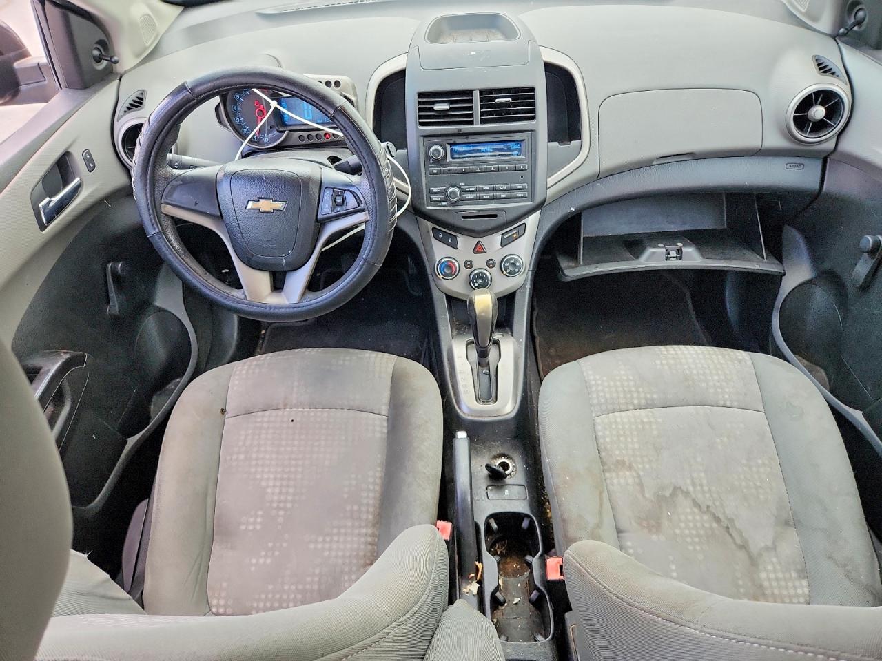 2014 CHEVROLET SONIC LS photo 15