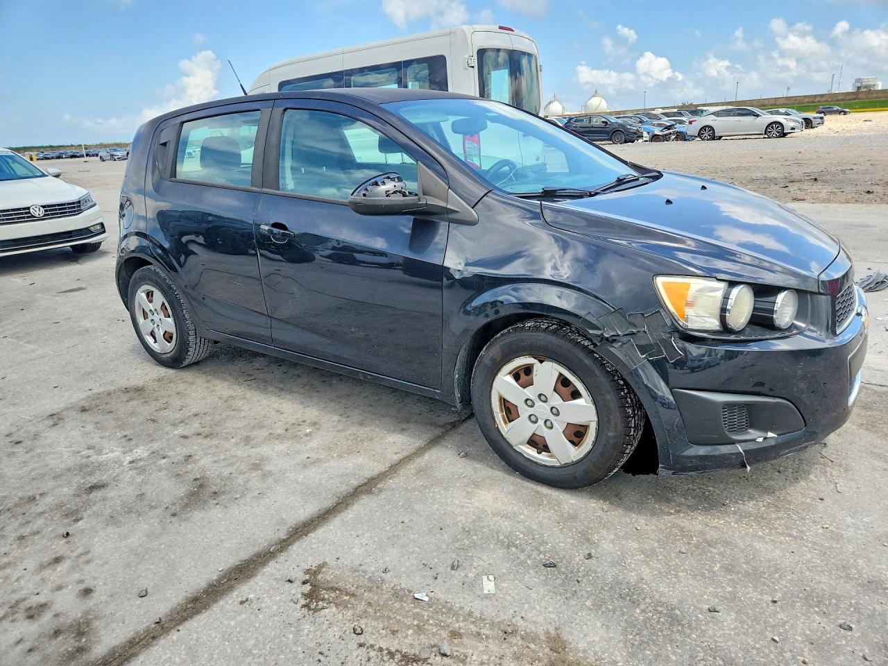 2014 CHEVROLET SONIC LS photo 7