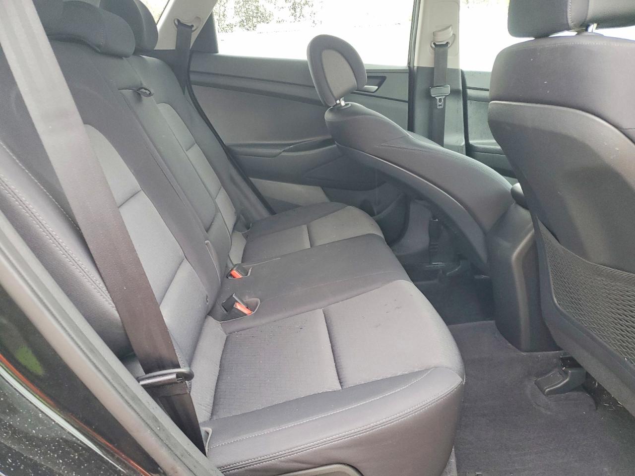 2018 HYUNDAI TUCSON photo 11
