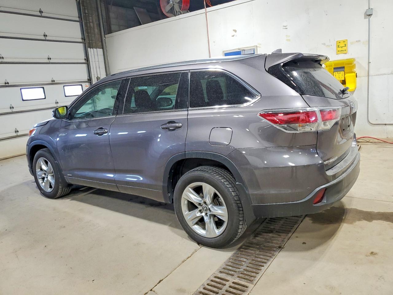 2016 TOYOTA HIGHLANDER HYBRID LIMITED photo 4