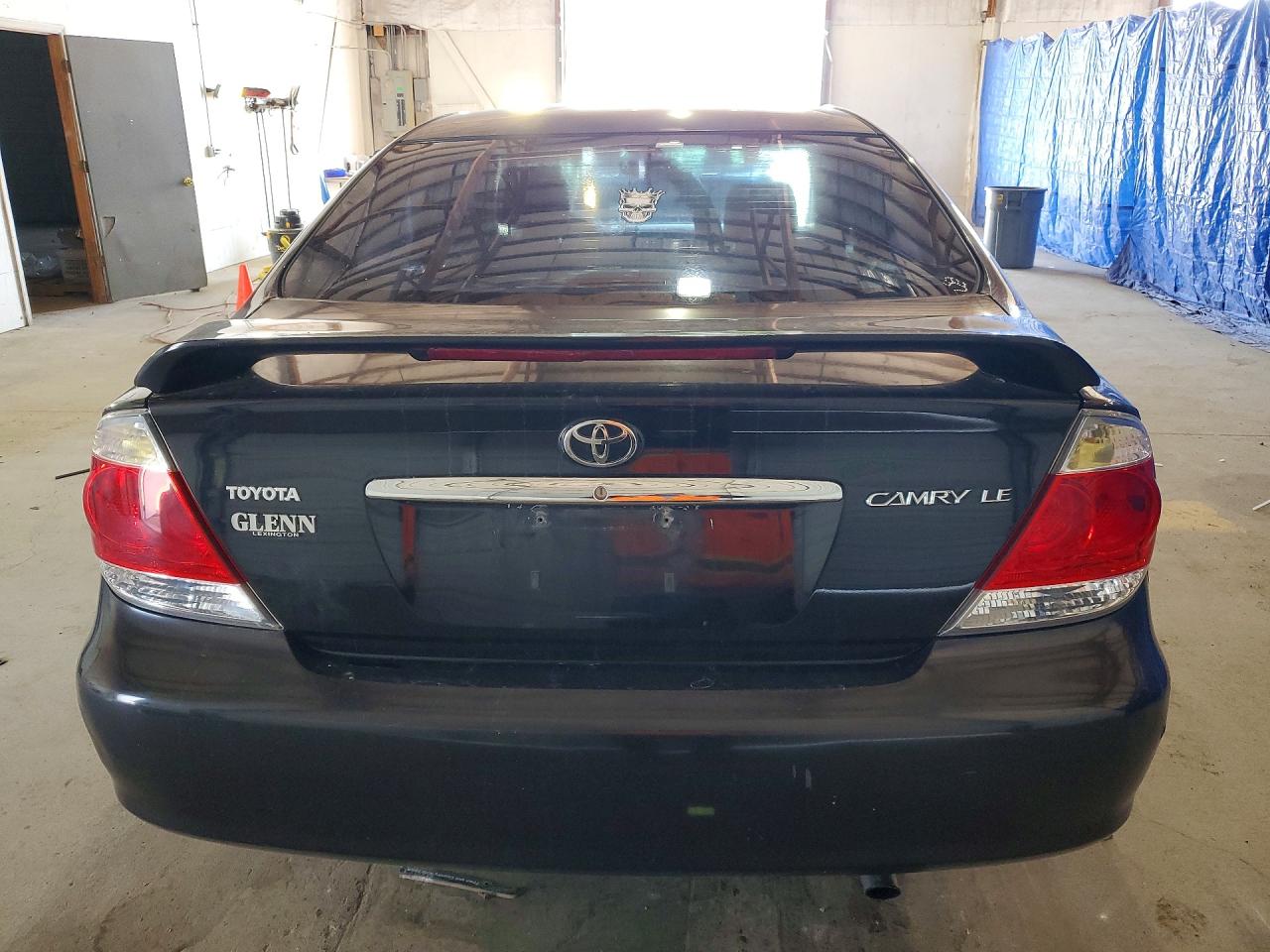 2005 TOYOTA CAMRY LE photo 11