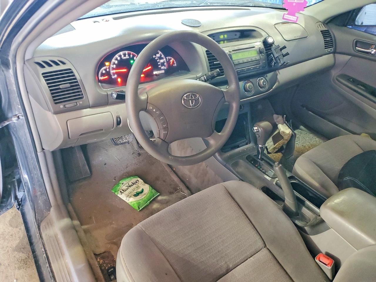 2005 TOYOTA CAMRY LE photo 15