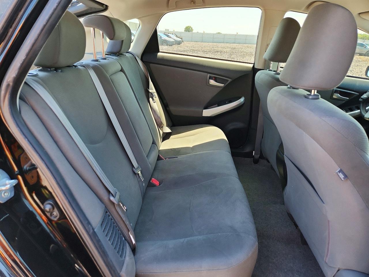 2013 TOYOTA PRIUS THREE photo 19