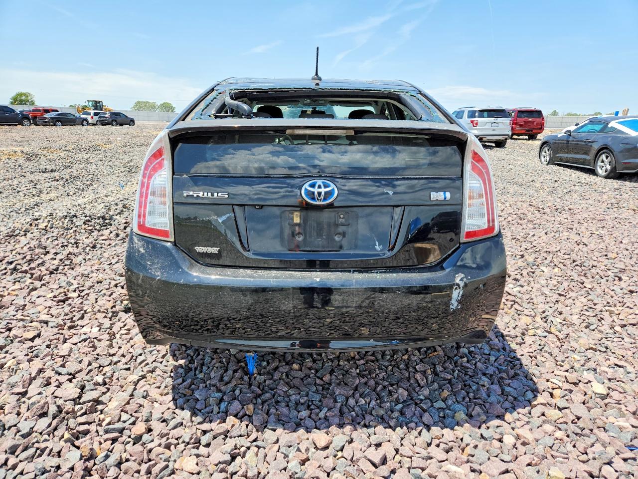 2013 TOYOTA PRIUS THREE photo 11