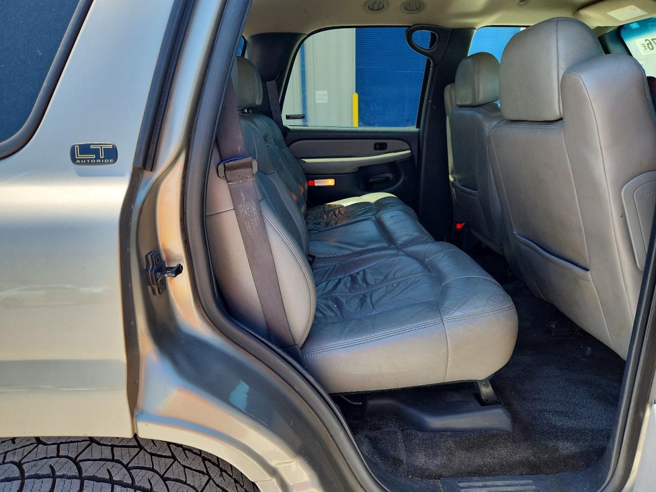 2001 CHEVROLET TAHOE K1500 photo 31