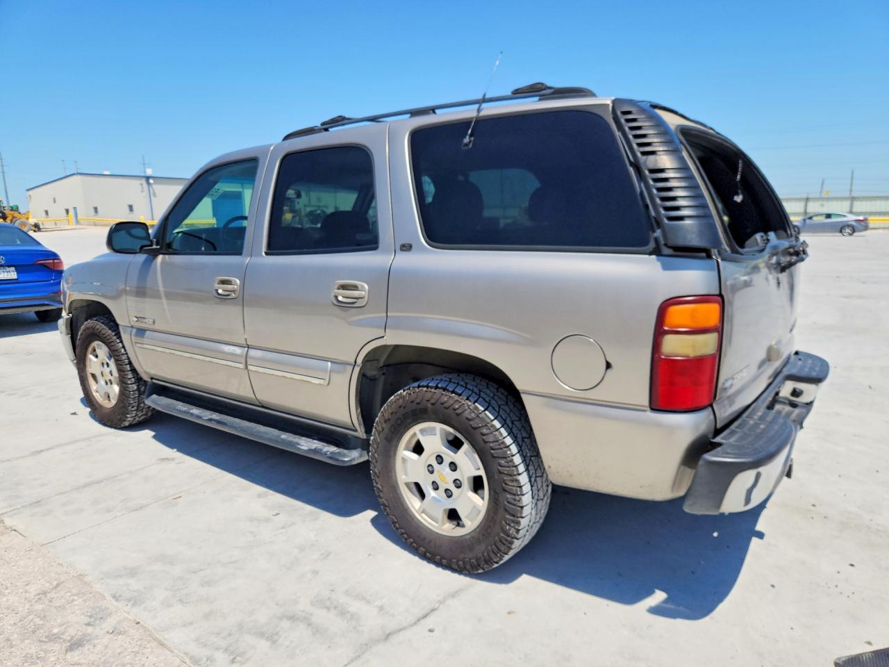 2001 CHEVROLET TAHOE K1500 photo 4