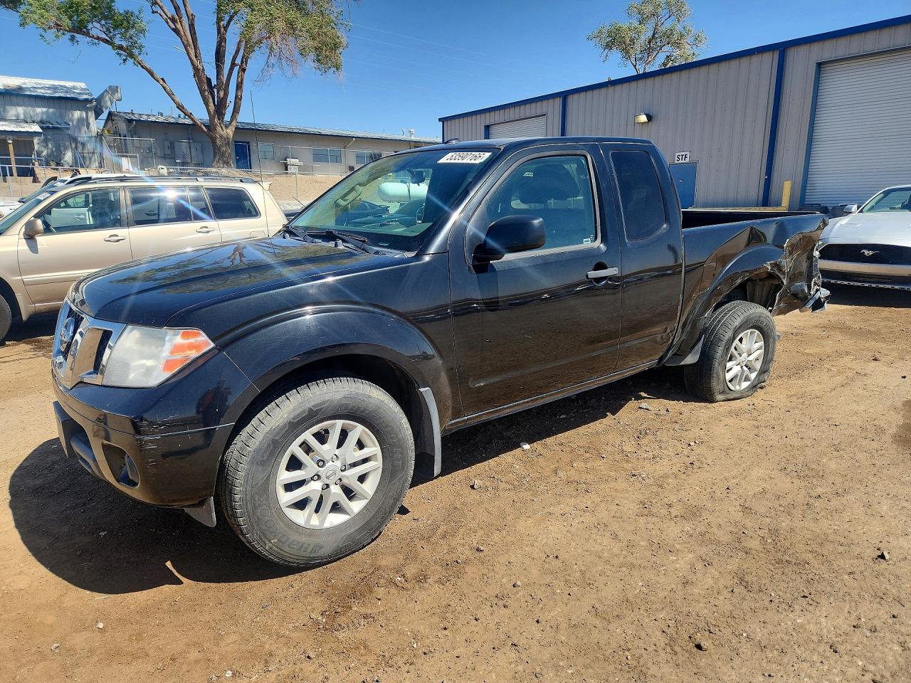 2017 NISSAN FRONTIER