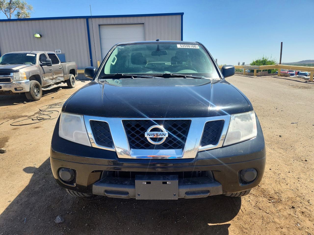 2017 NISSAN FRONTIER SV photo 9