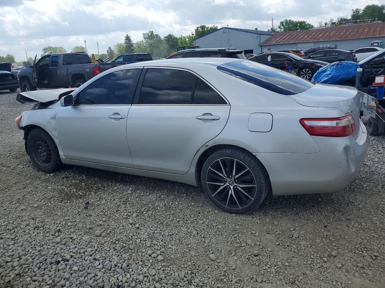 2009 TOYOTA CAMRY LE photo 4