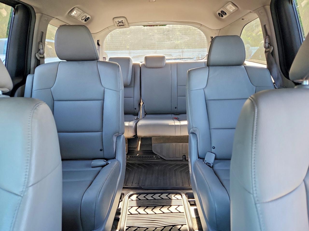 2016 HONDA ODYSSEY EXL photo 28