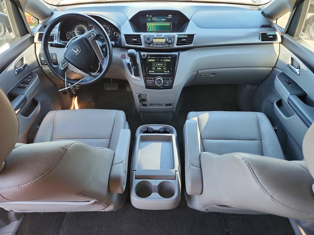 2016 HONDA ODYSSEY EXL photo 22