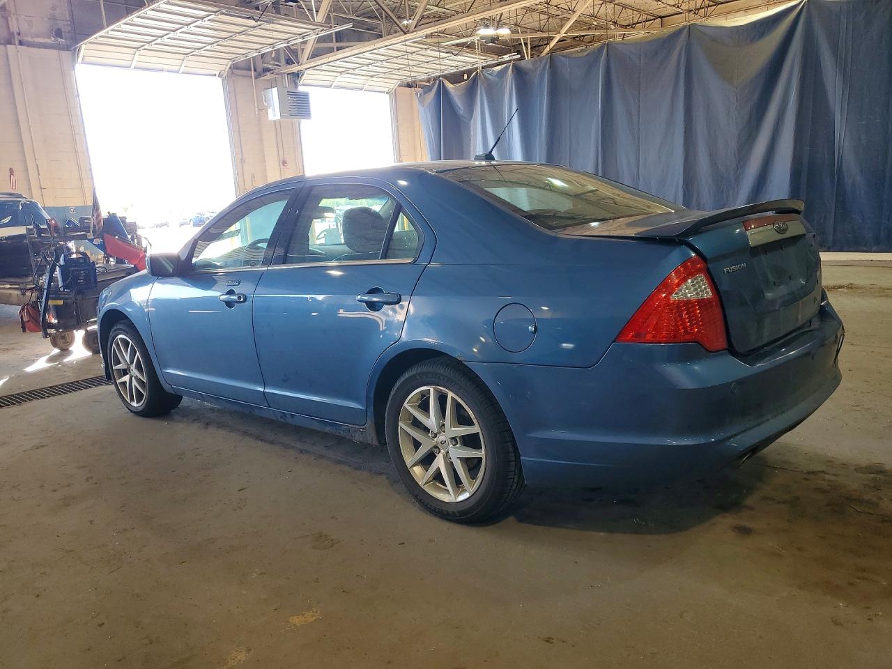 2010 FORD FUSION SEL photo 4
