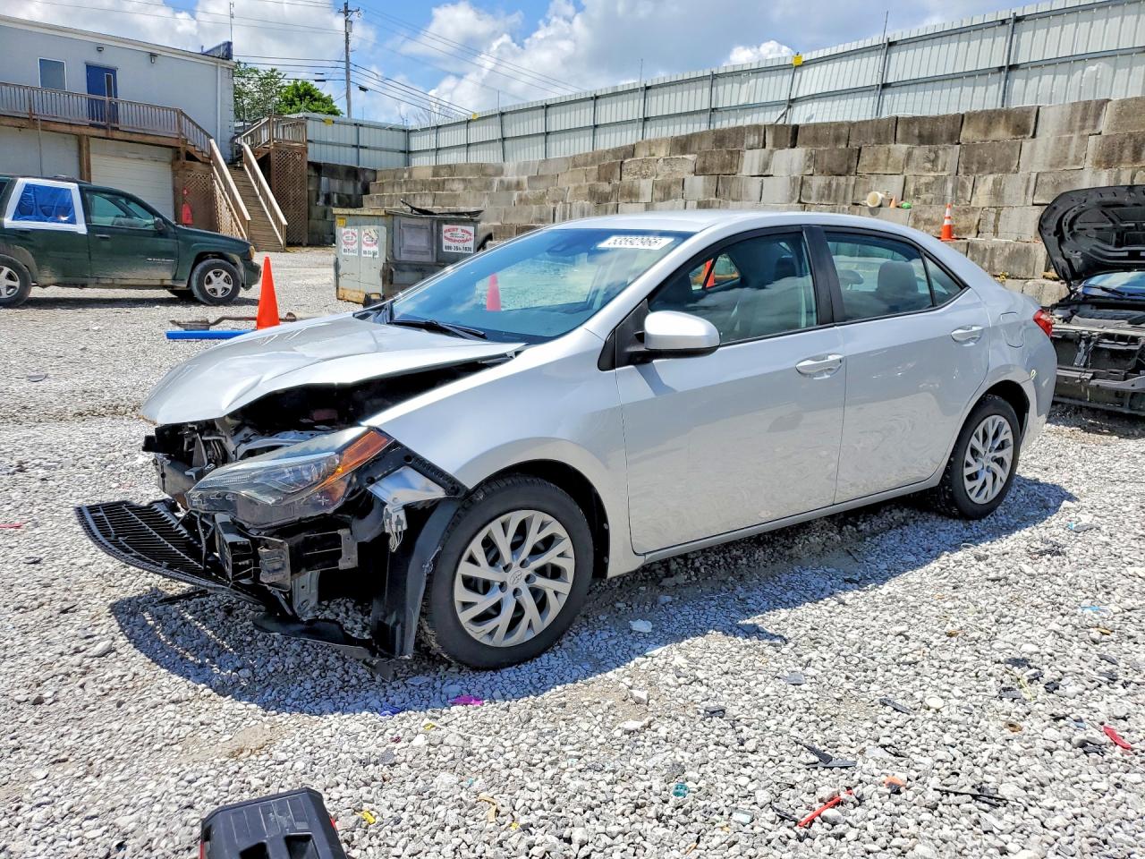 2017 TOYOTA COROLLA