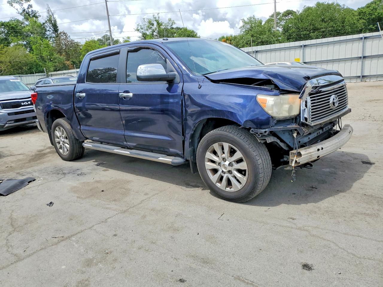 2011 TOYOTA TUNDRA CREWMAX LIMITED photo 10