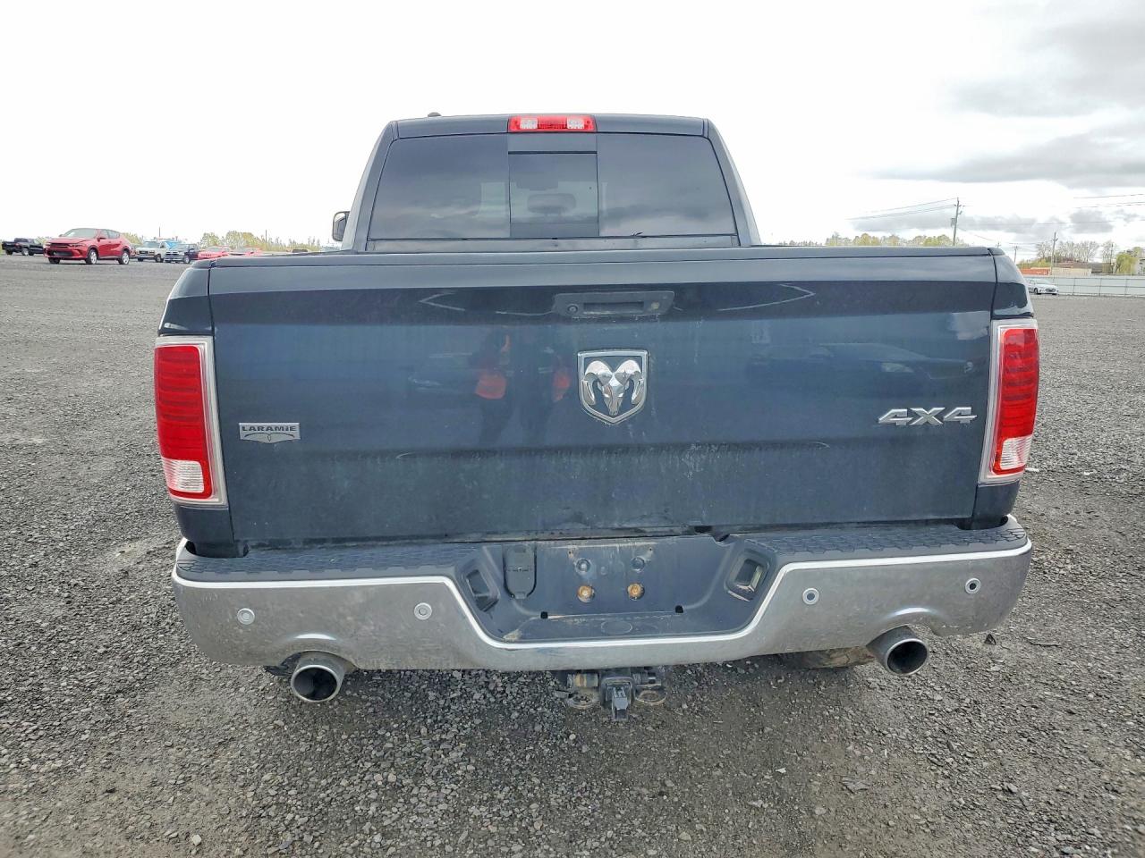 2016 RAM 1500 LARAMIE photo 11