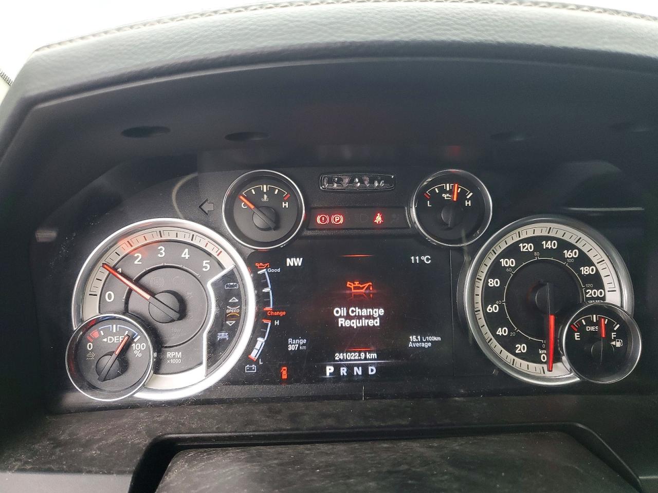 2016 RAM 1500 LARAMIE photo 17