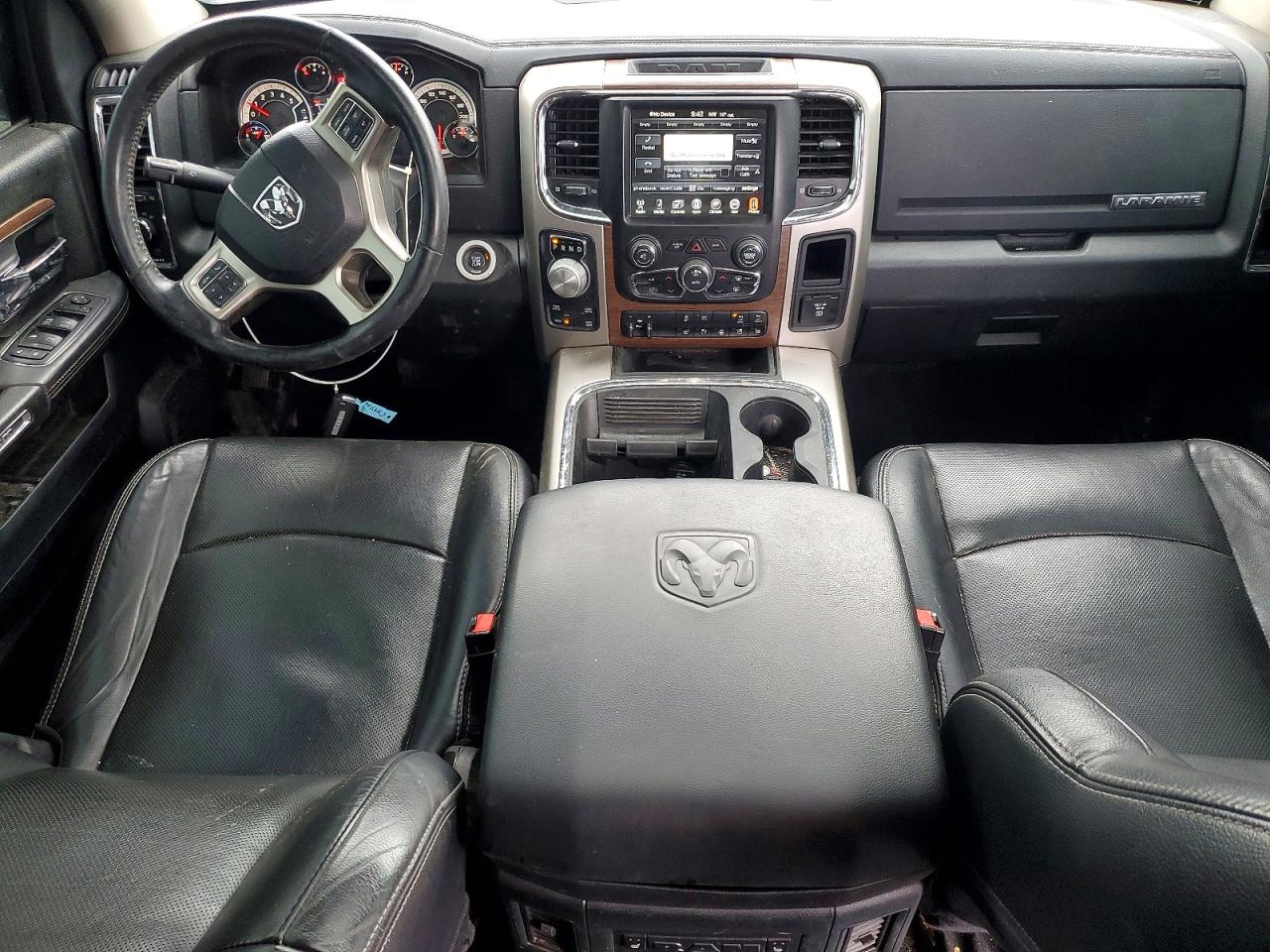 2016 RAM 1500 LARAMIE photo 15