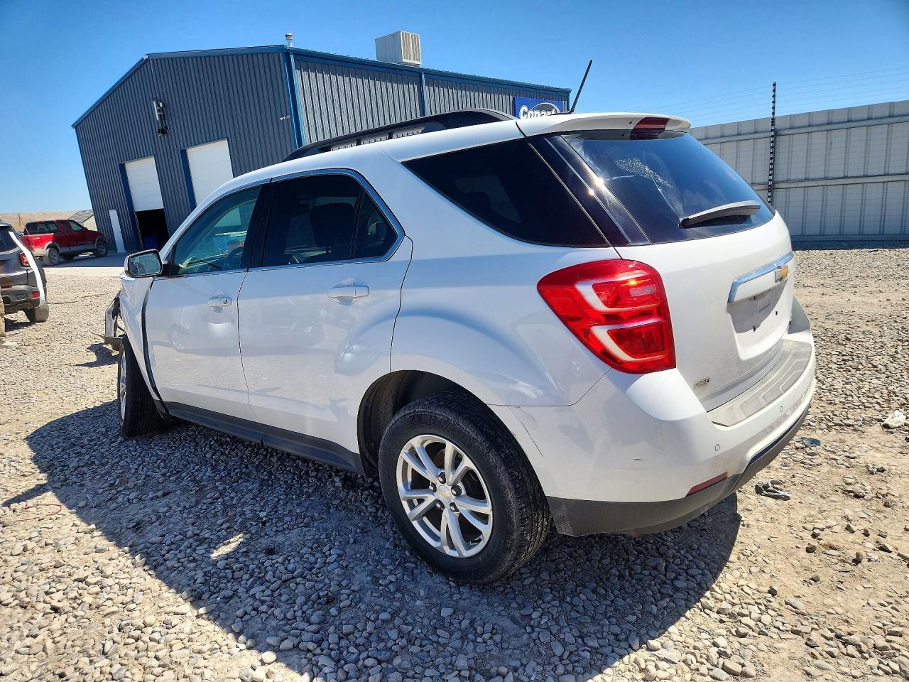 2016 CHEVROLET EQUINOX LT photo 4