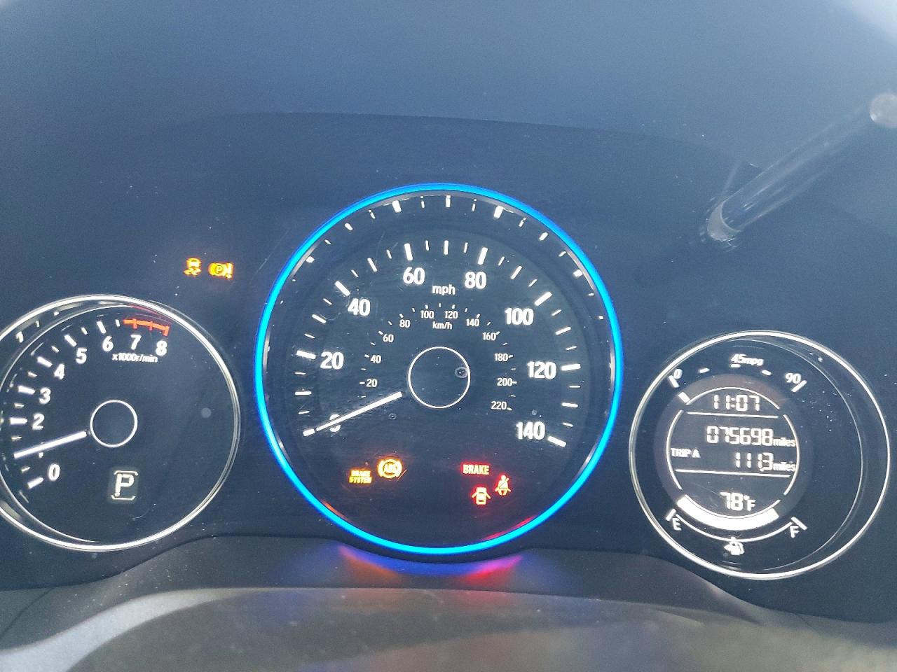 2016 HONDA HR-V LX photo 17