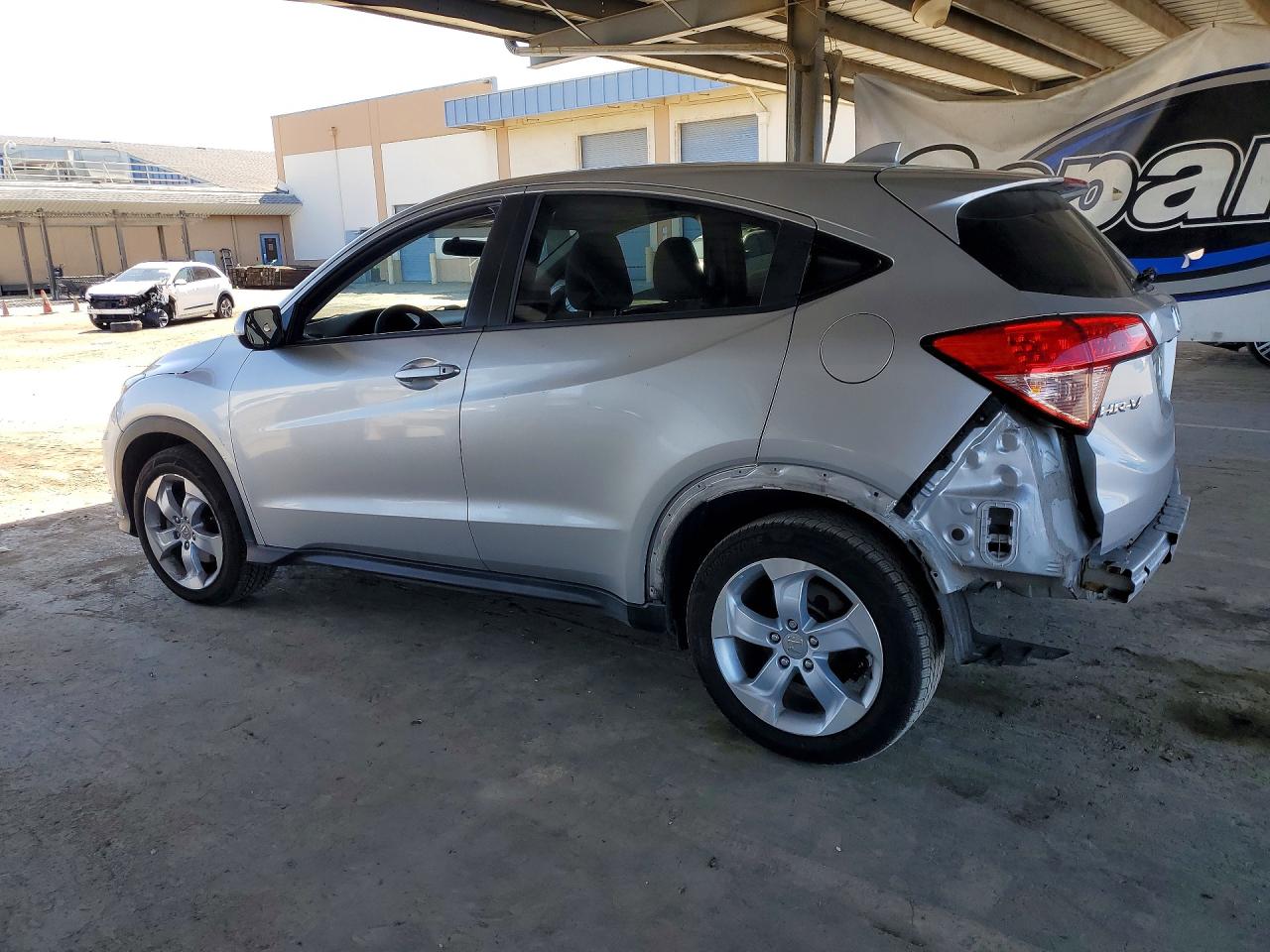 2016 HONDA HR-V LX photo 3