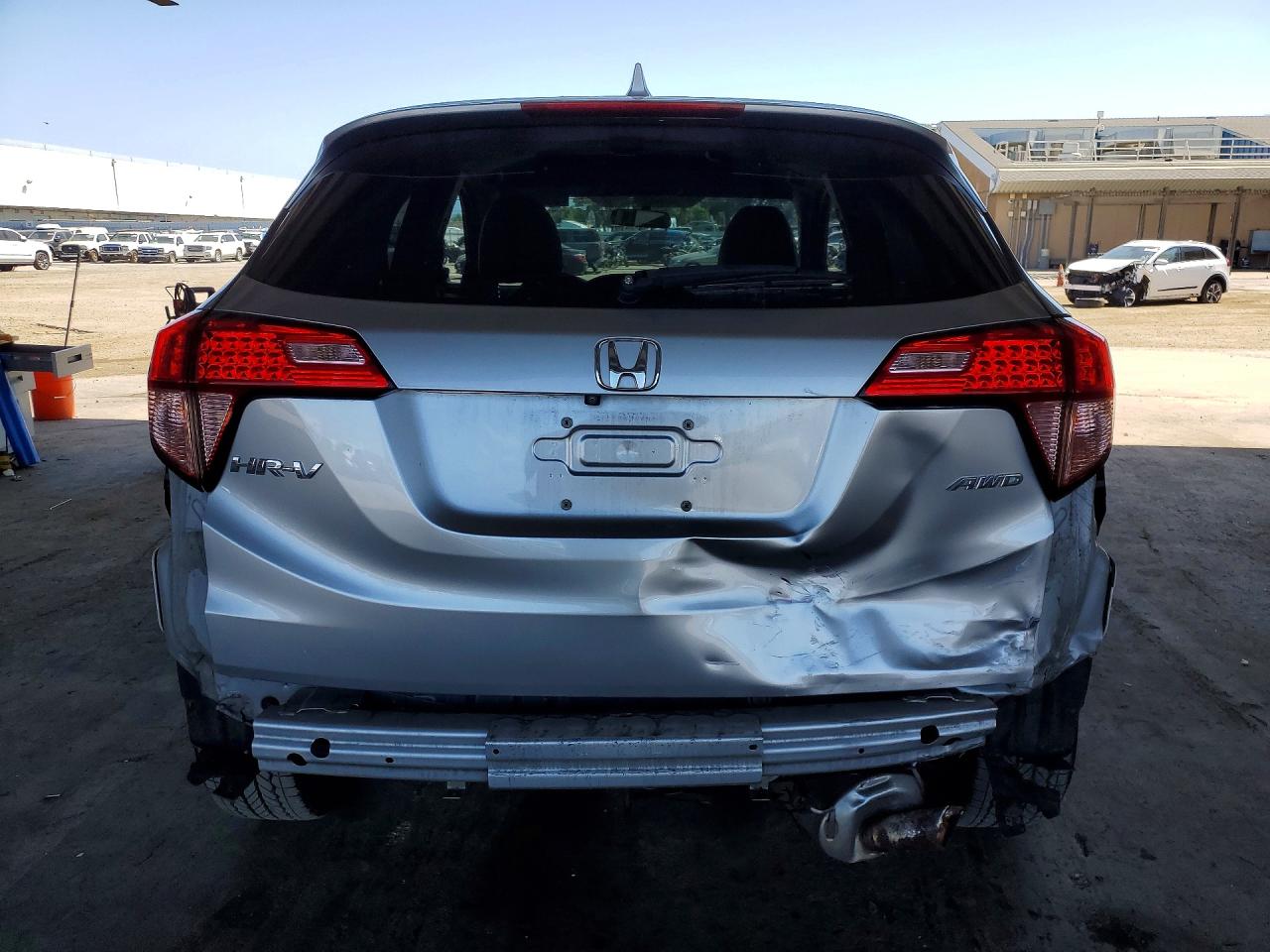2016 HONDA HR-V LX photo 11