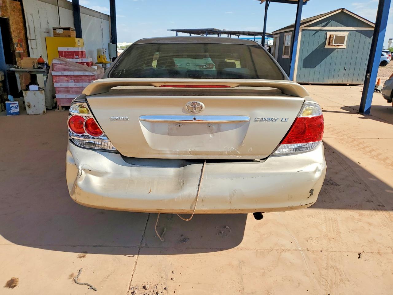 2005 TOYOTA CAMRY LE photo 11