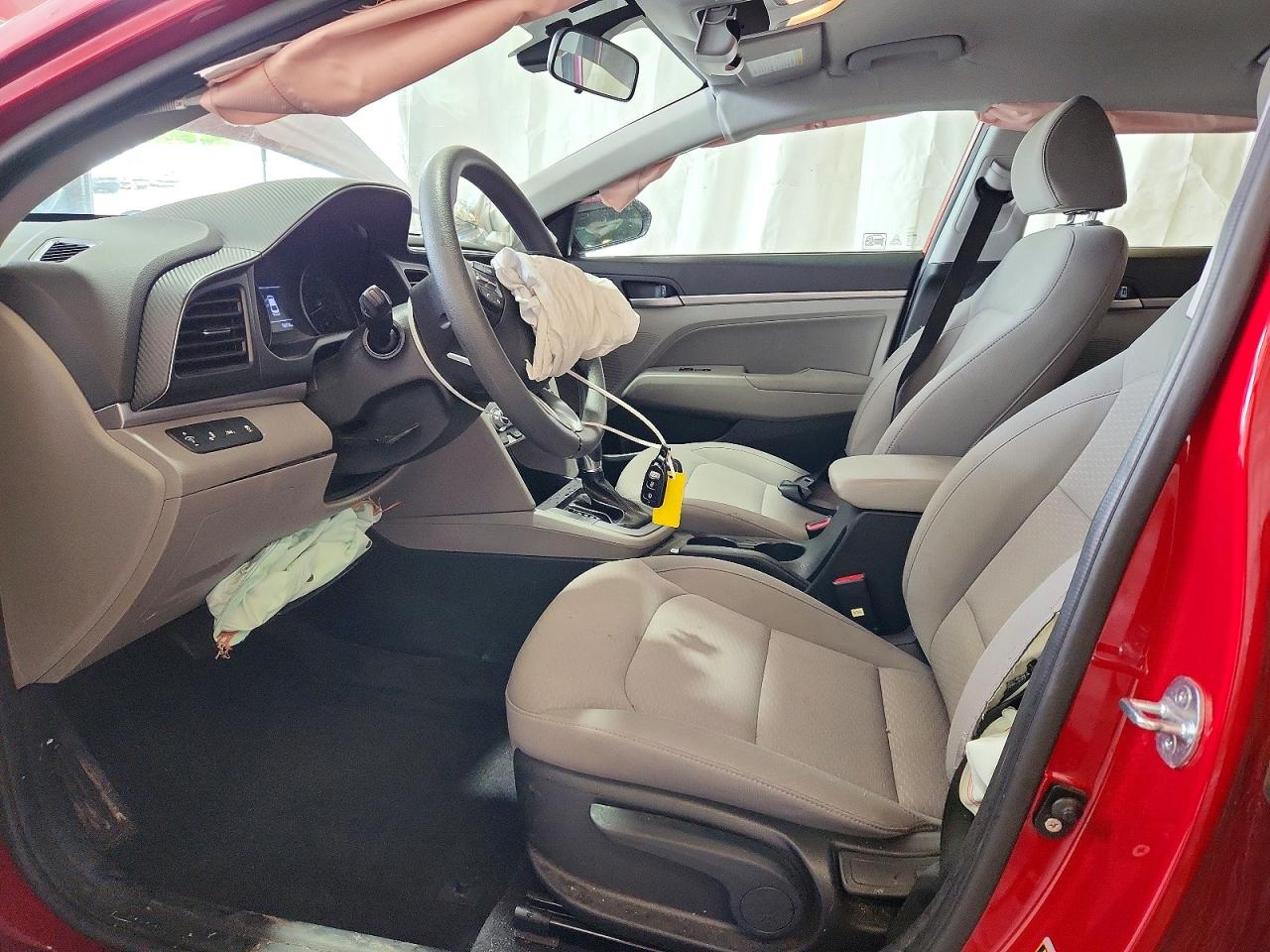 2020 HYUNDAI ELANTRA SEL photo 19