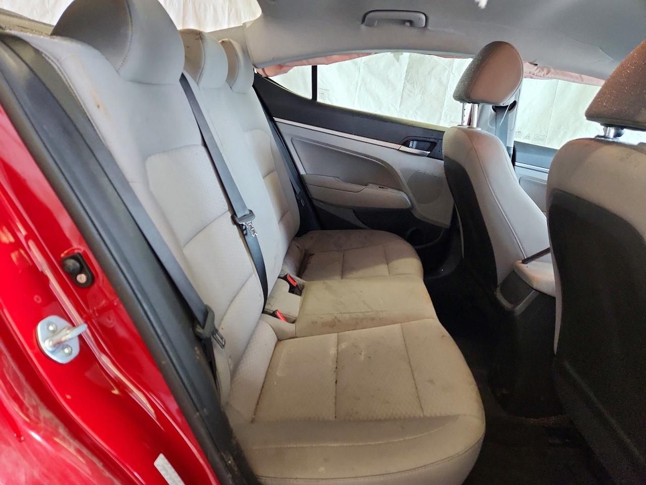 2020 HYUNDAI ELANTRA SEL photo 28