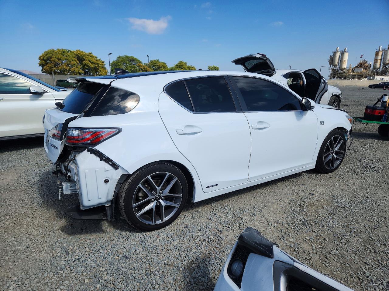 2015 LEXUS CT 200 photo 5