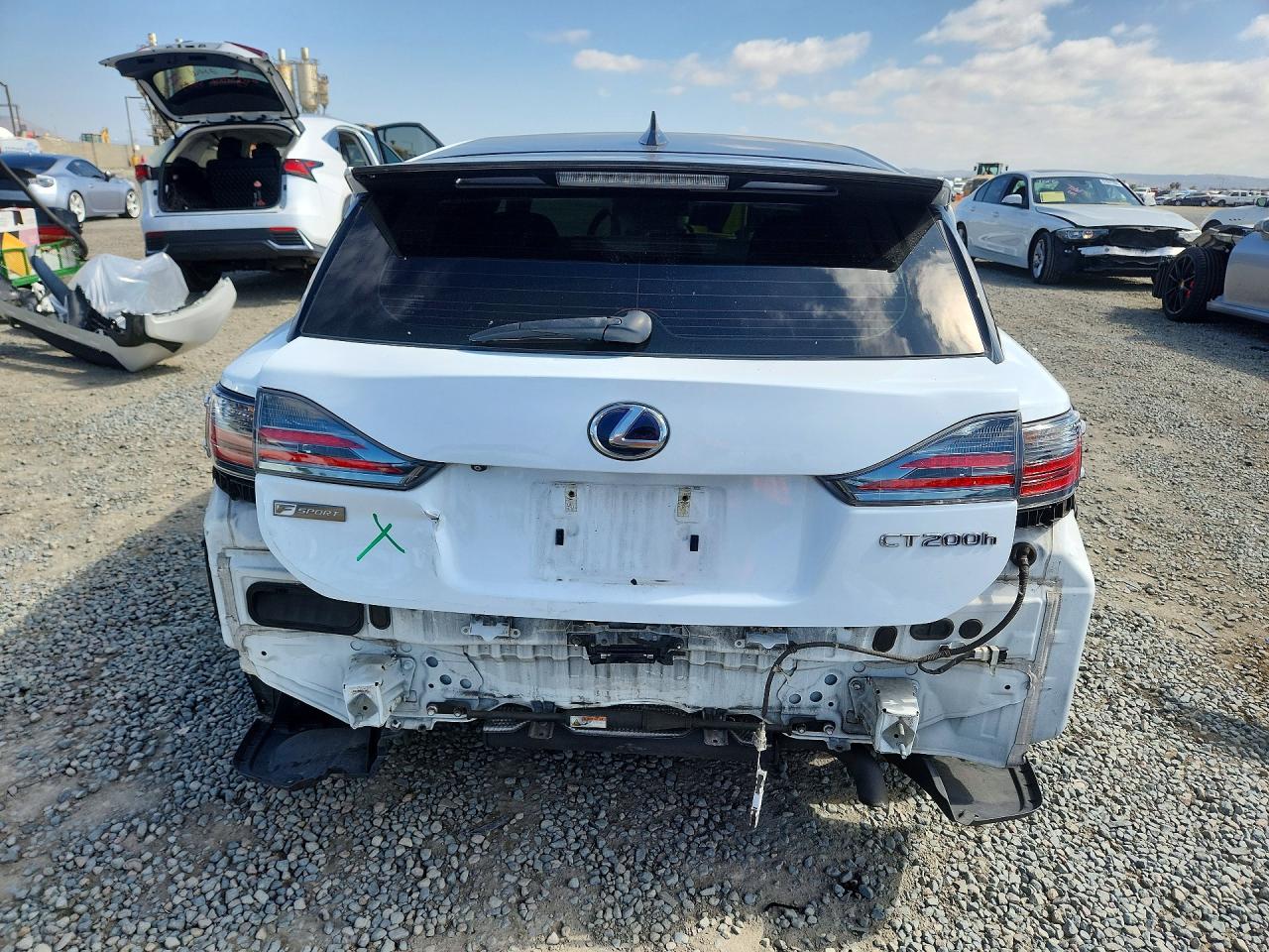 2015 LEXUS CT 200 photo 11