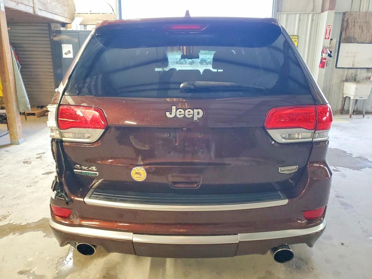 2015 JEEP GRAND CHEROKEE SUMMIT photo 16