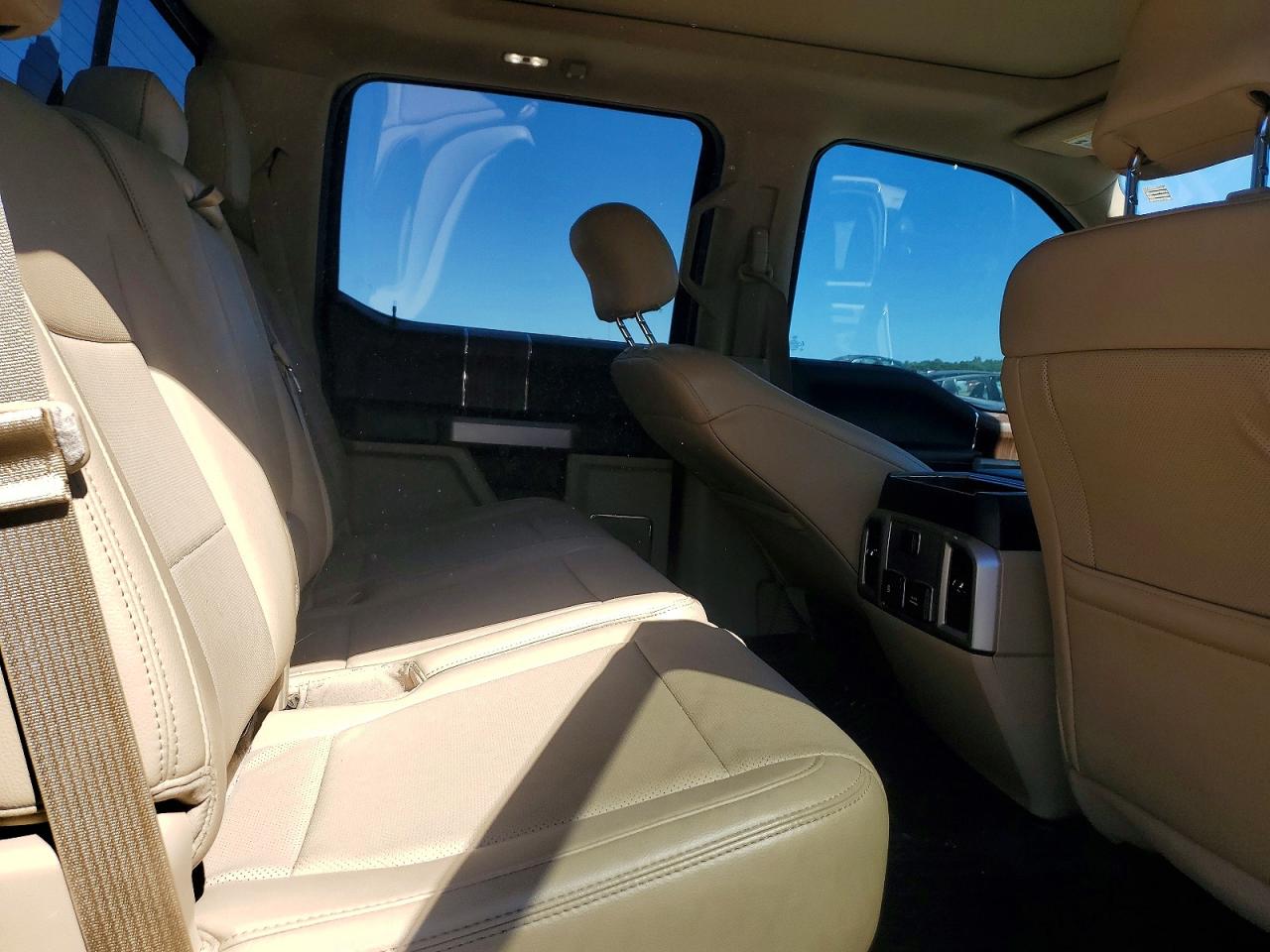 2017 FORD F150 SUPERCREW photo 10