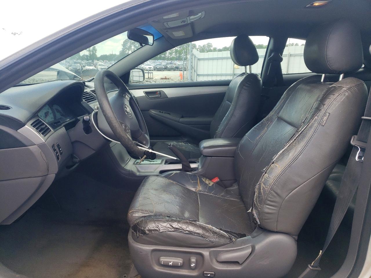 2004 TOYOTA CAMRY SOLARA SE photo 19