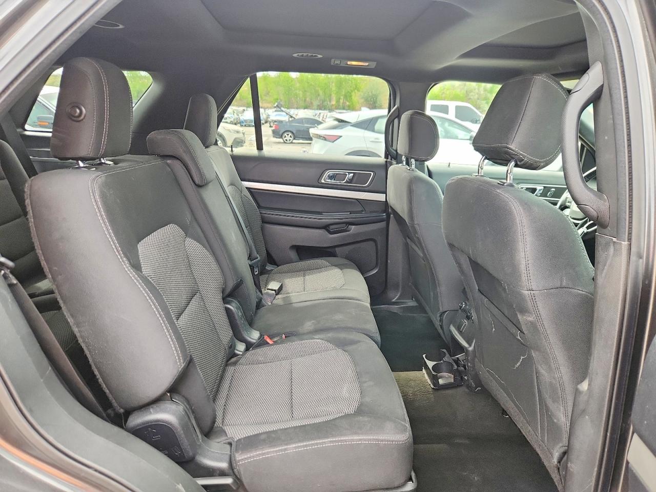 2016 FORD EXPLORER XLT photo 11
